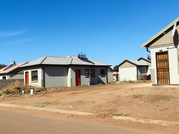2 Bedroom Property for Sale in Bergsig Western Cape